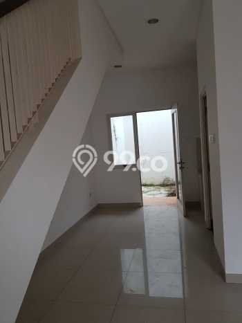 Rumah Luas Asri 3 KT Siap Pakai di BSD Residence One Tangerang Rumah Luas Asri 3 KT Siap Pakai di BSD Residence One Tangerang