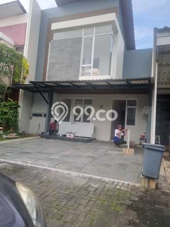 PENAWARAN EKSKLUSIF! Rumah kawasan BSD The Icon, 3 KT, Area Premium, LT 128m2m² LB 130m2m² PENAWARAN EKSKLUSIF! Rumah kawasan BSD The Icon, 3 KT, Area Premium, LT 128m2m² LB 130m2m²