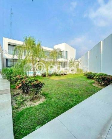 Rumah Elit Modern Tanpa Renovasi di BSD Bukit Golf Tangerang Rumah Elit Modern Tanpa Renovasi di BSD Bukit Golf Tangerang