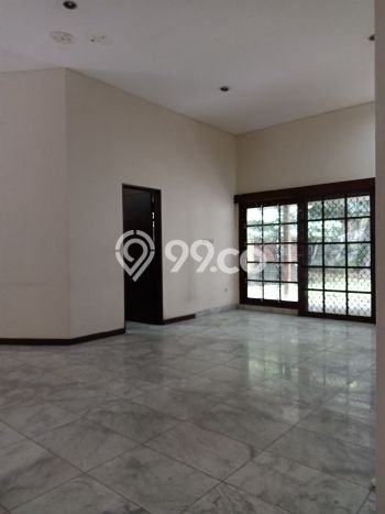Siap Huni Hunian Elit 5 Kamar di Menteng Dekat ke Mana Saja Siap Huni Hunian Elit 5 Kamar di Menteng Dekat ke Mana Saja