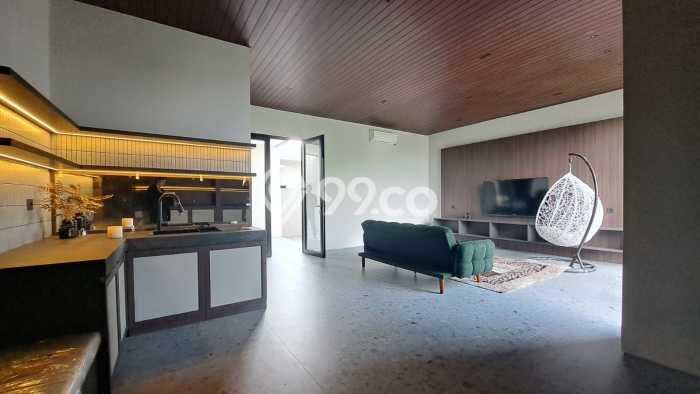 Rumah Elit Modern Tanpa Renovasi di Alam Sutera Tangerang Rumah Elit Modern Tanpa Renovasi di Alam Sutera Tangerang