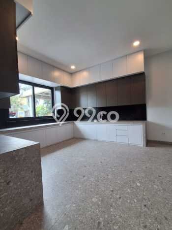 For Sale! Luxury House LT 204m2 Desain Elegan di Alam Sutera For Sale! Luxury House LT 204m2 Desain Elegan di Alam Sutera