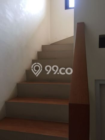 Rumah Elit Modern Tanpa Renovasi di BSD Sevilla Tangerang Rumah Elit Modern Tanpa Renovasi di BSD Sevilla Tangerang