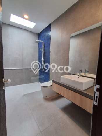 For Sale! Luxury House LT 204m2 Desain Elegan di Alam Sutera For Sale! Luxury House LT 204m2 Desain Elegan di Alam Sutera
