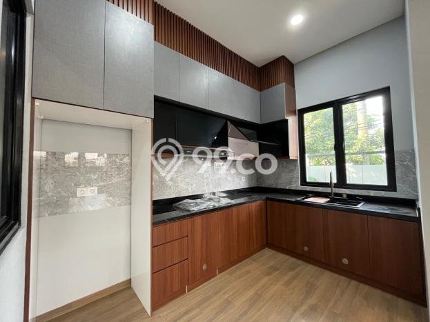 Hunian Mewah LB 187m2 Siap Huni Desain Elegan di BSD Griya Loka, Tangerang Hunian Mewah LB 187m2 Siap Huni Desain Elegan di BSD Griya Loka, Tangerang