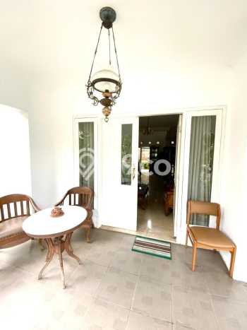 Jual Rumah Mewah Elegan Dengan View Eksklusif di BSD Puspita Loka, Tangerang Jual Rumah Mewah Elegan Dengan View Eksklusif di BSD Puspita Loka, Tangerang