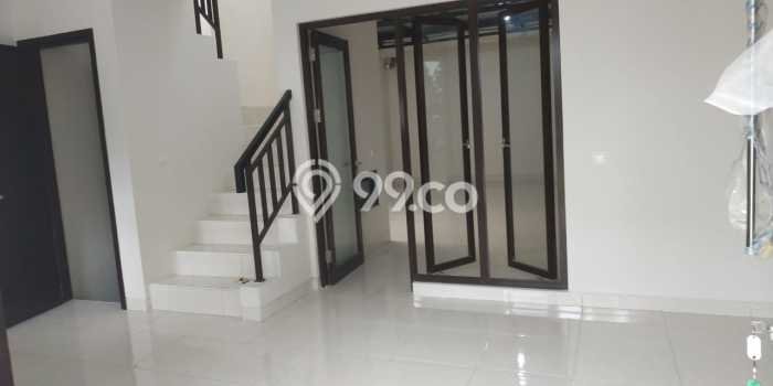 Hunian Nyaman Asri 2 KT Siap Pakai di BSD City Tangerang Hunian Nyaman Asri 2 KT Siap Pakai di BSD City Tangerang