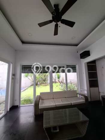 Disewakan Rumah Konsep Minimalis di BSD Tangerang Selatan dengan 4 KT Disewakan Rumah Konsep Minimalis di BSD Tangerang Selatan dengan 4 KT