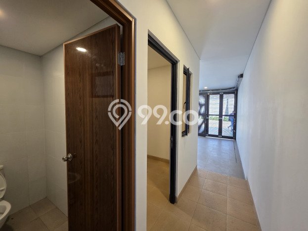 Ready to Use! Premium House LT 192m2 Desain Modern di BSD City Ready to Use! Premium House LT 192m2 Desain Modern di BSD City