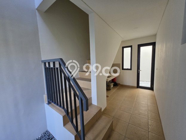 Ready to Use! Premium House LT 192m2 Desain Modern di BSD City Ready to Use! Premium House LT 192m2 Desain Modern di BSD City
