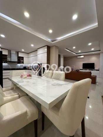 Dijual Rumah Luas Megah Dengan View Cantik di Gading Serpong, Tangerang Dijual Rumah Luas Megah Dengan View Cantik di Gading Serpong, Tangerang