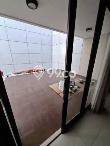 Rumah sewa siap pakai 5 KT di Gading Serpong, Tangerang Rumah sewa siap pakai 5 KT di Gading Serpong, Tangerang