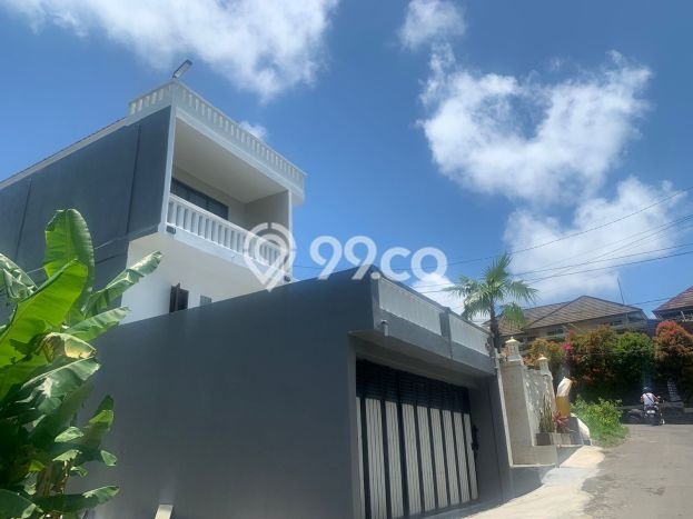 For Sale Vila di , Area 200m2m², Lingkungan Nyaman For Sale Vila di , Area 200m2m², Lingkungan Nyaman