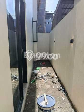 Rumah Minimalis 3 KT LT 75m2 di Renon Rumah Minimalis 3 KT LT 75m2 di Renon