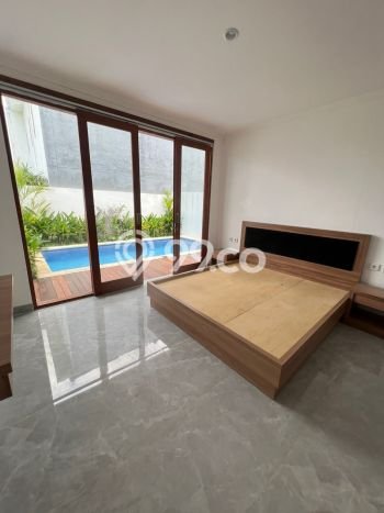 Vila Kawasan , Area 144m2m², Dekat dengan transportasi umum Vila Kawasan , Area 144m2m², Dekat dengan transportasi umum
