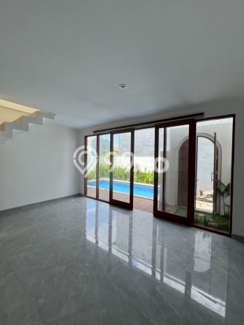 Vila Kawasan , Area 144m2m², Dekat dengan transportasi umum Vila Kawasan , Area 144m2m², Dekat dengan transportasi umum