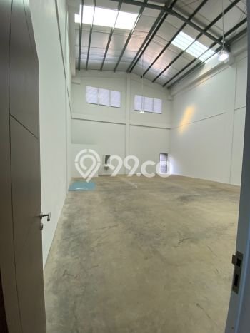 Gudang di Cikupa, Luas 240m2m², Kawasan Bisnis, Ramai Gudang di Cikupa, Luas 240m2m², Kawasan Bisnis, Ramai
