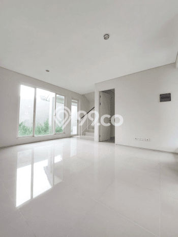 Rumah Sewa Surabaya LT 120m2 LB 100m2 Kawasan Citraland Rumah Sewa Surabaya LT 120m2 LB 100m2 Kawasan Citraland