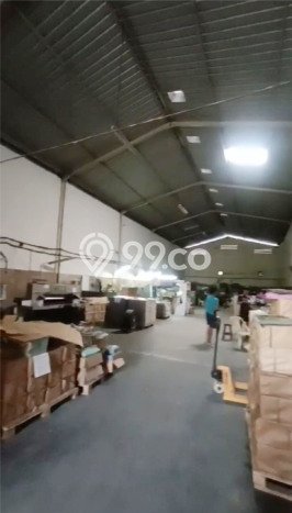 Lokasi Strategis! Dijual Gudang Bisnis di Rungkut, Surabaya Kondisi Baik Lokasi Strategis! Dijual Gudang Bisnis di Rungkut, Surabaya Kondisi Baik