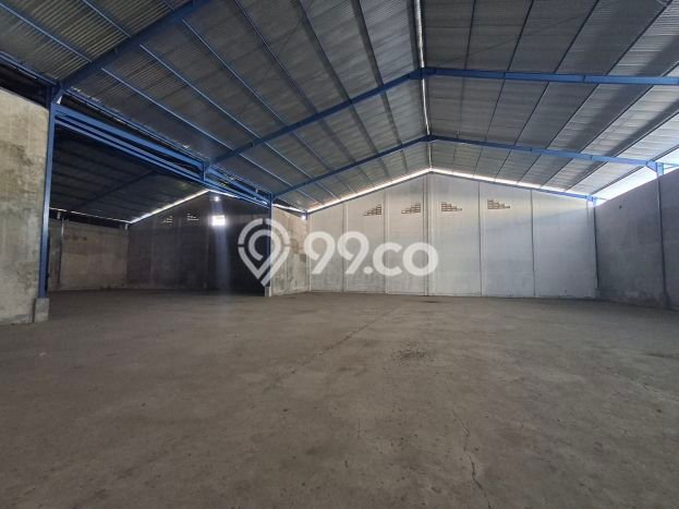 Disewakan Gudang di Kawasan Ramai Gresik Kota Luas 3500m2 Disewakan Gudang di Kawasan Ramai Gresik Kota Luas 3500m2