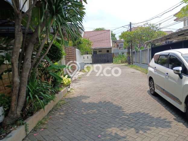 Hunian Mewah Dijual LT 200m2 di Kebon Jeruk, Jakarta Barat Hunian Mewah Dijual LT 200m2 di Kebon Jeruk, Jakarta Barat