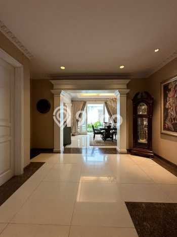 Rumah Elit Modern Siap Huni di Pondok Indah Jakarta Selatan Rumah Elit Modern Siap Huni di Pondok Indah Jakarta Selatan