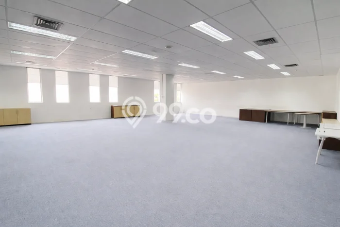Kantor Disewa di Jakarta Pusat dengan LB 478m2 Area Komersial Ramai Kantor Disewa di Jakarta Pusat dengan LB 478m2 Area Komersial Ramai