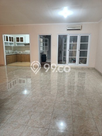 Rumah Kontrakan Jakarta Timur LT 119m2 LB 141m2 Kawasan Raffles Hills Rumah Kontrakan Jakarta Timur LT 119m2 LB 141m2 Kawasan Raffles Hills