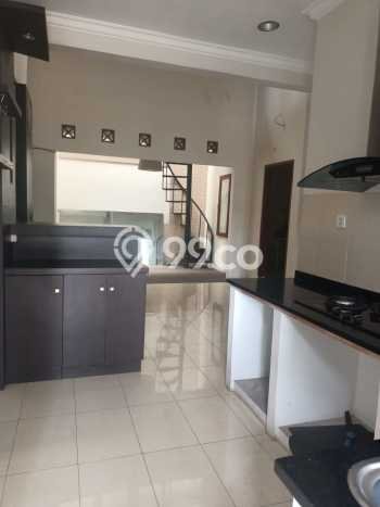For Sale Hunian Rumah Terawat 1 KT di Raffles Hills, Jakarta Timur For Sale Hunian Rumah Terawat 1 KT di Raffles Hills, Jakarta Timur