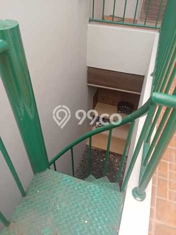 Dijual Hunian Rumah Terawat 4 Kamar di Raffles Hills, Jakarta Timur Dijual Hunian Rumah Terawat 4 Kamar di Raffles Hills, Jakarta Timur