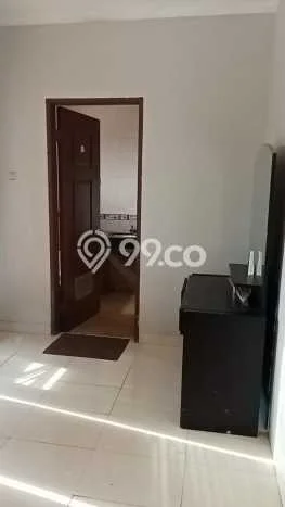 Disewakan! Rumah 3 Kamar Tidur &
3 Kamar Mandi di Raffles Hills, Jakarta Timur Disewakan! Rumah 3 Kamar Tidur &
3 Kamar Mandi di Raffles Hills, Jakarta Timur