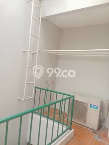 Dijual Hunian Rumah Terawat 4 Kamar di Raffles Hills, Jakarta Timur Dijual Hunian Rumah Terawat 4 Kamar di Raffles Hills, Jakarta Timur