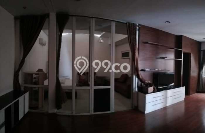 Rumah Elit LB 226m2 Siap Pakai Desain Elegan di Raffles Hills, Jakarta Timur Rumah Elit LB 226m2 Siap Pakai Desain Elegan di Raffles Hills, Jakarta Timur