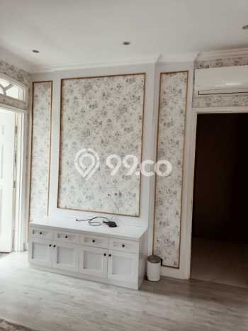 Rumah Minimalis 4 KT di Raffles Hills Jakarta Timur Semi Furnished Rumah Minimalis 4 KT di Raffles Hills Jakarta Timur Semi Furnished