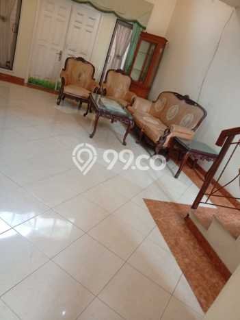 Jual Rumah Mewah Elegan Dengan View Eksklusif di Raffles Hills, Jakarta Timur Jual Rumah Mewah Elegan Dengan View Eksklusif di Raffles Hills, Jakarta Timur