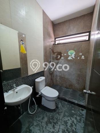 Jual Rumah Eksklusif 4 KT di Raffles Hills, Jakarta Timur Jual Rumah Eksklusif 4 KT di Raffles Hills, Jakarta Timur