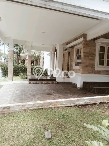 Rumah Minimalis 4 KT di Raffles Hills Jakarta Timur Semi Furnished Rumah Minimalis 4 KT di Raffles Hills Jakarta Timur Semi Furnished