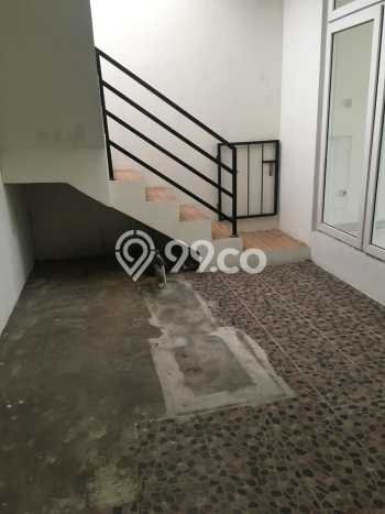 Rumah Minimalis 3 KT di Citra Grand Jakarta Timur Unfurnished Rumah Minimalis 3 KT di Citra Grand Jakarta Timur Unfurnished