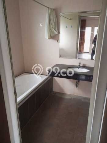 Rumah sewa siap huni 3 KT di Raffles Hills, Jakarta Timur Rumah sewa siap huni 3 KT di Raffles Hills, Jakarta Timur