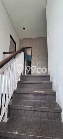 Rumah Minimalis 3 KT di Raffles Hills Jakarta Timur Unfurnished Rumah Minimalis 3 KT di Raffles Hills Jakarta Timur Unfurnished