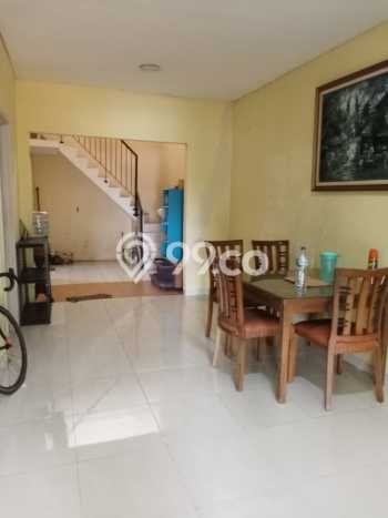 Disewakan! Rumah 2 Kamar Tidur &
1 Kamar Mandi di Raffles Hills, Jakarta Timur Disewakan! Rumah 2 Kamar Tidur &
1 Kamar Mandi di Raffles Hills, Jakarta Timur