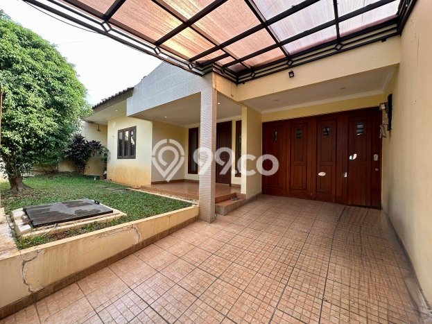 RECOMMENDED! Rumah di Tanjung Barat, 3 KT, Lokasi Strategis, Luas 252m² LB 200m² RECOMMENDED! Rumah di Tanjung Barat, 3 KT, Lokasi Strategis, Luas 252m² LB 200m²