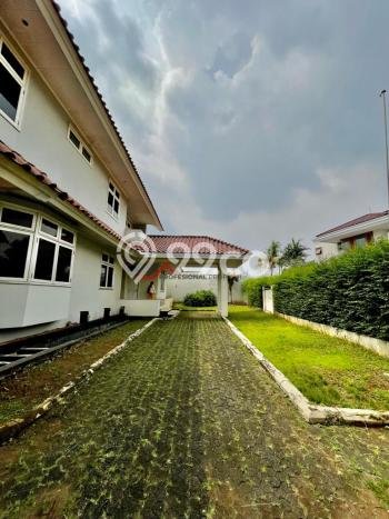 Hunian Elit LB 800m2 Siap Pakai Desain Elegan di Lebak Bulus, Jakarta Selatan Hunian Elit LB 800m2 Siap Pakai Desain Elegan di Lebak Bulus, Jakarta Selatan