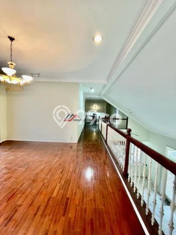 Hunian Elit LB 800m2 Siap Pakai Desain Elegan di Lebak Bulus, Jakarta Selatan Hunian Elit LB 800m2 Siap Pakai Desain Elegan di Lebak Bulus, Jakarta Selatan