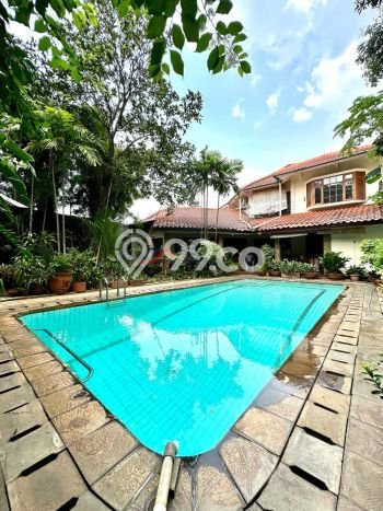 For Sale! Luxury House LT 880m2 Desain Elegan di Ampera For Sale! Luxury House LT 880m2 Desain Elegan di Ampera