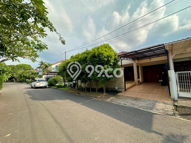 RECOMMENDED! Rumah di Tanjung Barat, 3 KT, Lokasi Strategis, Luas 252m² LB 200m² RECOMMENDED! Rumah di Tanjung Barat, 3 KT, Lokasi Strategis, Luas 252m² LB 200m²