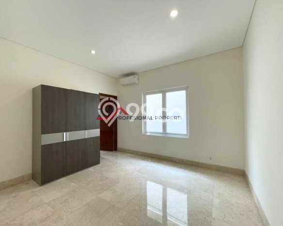 Disewakan Rumah Harga Terjangkau di Kemang Jakarta Selatan Punya 3 Kamar Tidur Disewakan Rumah Harga Terjangkau di Kemang Jakarta Selatan Punya 3 Kamar Tidur
