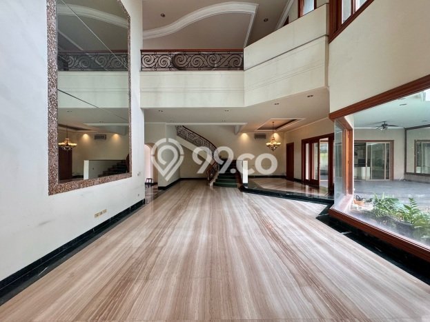 Ready to Use! Luxury House LT 634m2 Desain Modern di Pondok Indah Ready to Use! Luxury House LT 634m2 Desain Modern di Pondok Indah