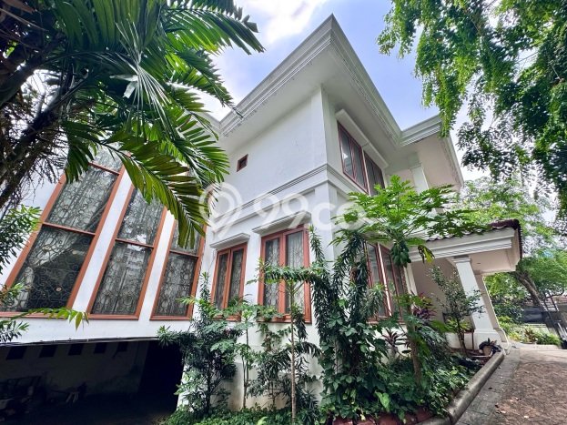 Rumah Mewah LB 1500m2 Siap Huni Desain Elegan di Mega Kuningan, Jakarta Selatan Rumah Mewah LB 1500m2 Siap Huni Desain Elegan di Mega Kuningan, Jakarta Selatan
