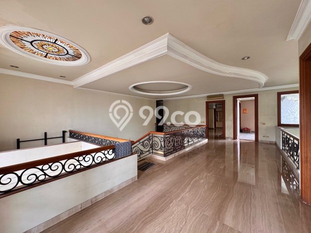 Ready to Use! Luxury House LT 634m2 Desain Modern di Pondok Indah Ready to Use! Luxury House LT 634m2 Desain Modern di Pondok Indah